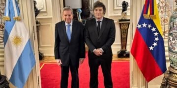 Milei y González Urrutia se reunieron en Madrid y coincidieron en reforzar la agenda democrática regional