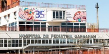«Que los niños sean los únicos privilegiados»: el Gobierno esquiva el reclamo del Garrahan e insiste contra los «ñoquis»