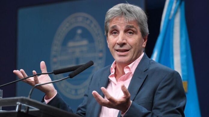 El Gobierno reportó un superávit financiero de $551 mil millones en junio y destaca mejora fiscal