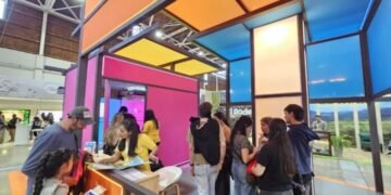 Innovador stand de Turismo Capital en el Poncho 2025
