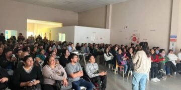 Jóvenes emprendedores se preparan para recibir al turismo con una visión cultural y local