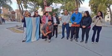La marcha de los docentes autoconvocados fue suspendida por su baja convocatoria