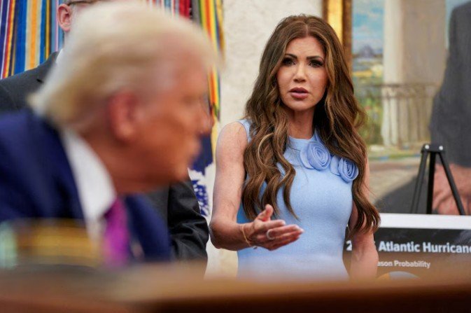 Milei recibirá en Casa Rosada a la jefa de Seguridad de Trump en plena polémica diplomática