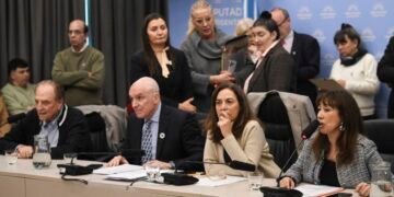 Nueva derrota legislativa del Gobierno: la oposición dictamina la emergencia en el Garrahan