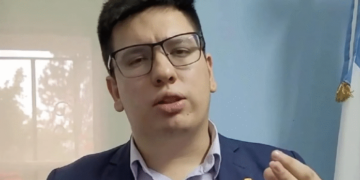 Renunció un concejal libertario en Salta tras ser acusado de extorsión sexual a una empleada