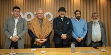 Uno de los mineros rescatados en la histórica operación de salvataje en Chile compartió su experiencia en una charla