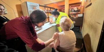 Dengue: Operativo de vacunación casa por casa en Capital