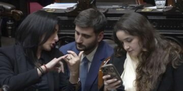 El Gobierno presionó, torció votos y logró blindar el veto al aumento de los jubilaciones