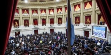 La oposición redobla la presión y busca reactivar proyectos clave en Diputados