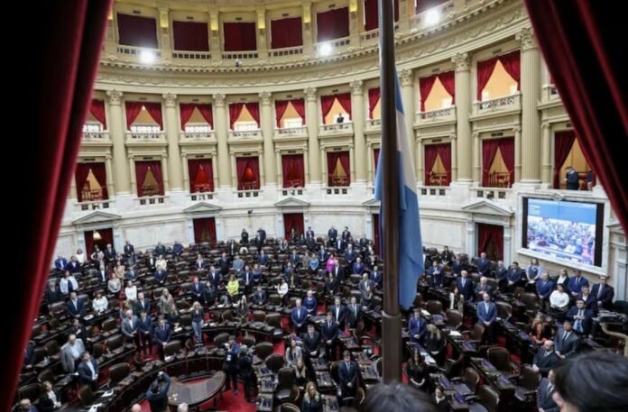 La oposición redobla la presión y busca reactivar proyectos clave en Diputados
