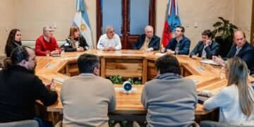 Laguna Blanca: el Gobierno continúa con la asistencia y coordina trabajos de reconstrucción