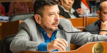 Ledesma: “No es la primer agachada de los diputados nacionales”