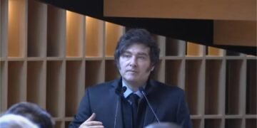 Milei denunció “operaciones difamadoras” y acusó a la casta de intentar frenar el cambio