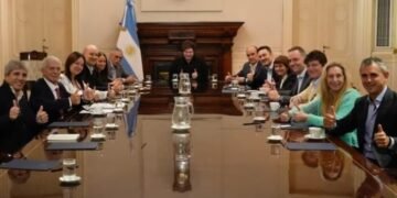 Milei reunió de urgencia a su Gabinete en Casa Rosada