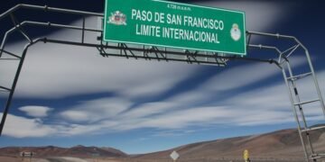 Por intensas nevadas, mañana permanecerá cerrado el Paso de San Francisco
