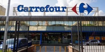 Carrefour define su futuro en Argentina: cuatro oferentes avanzan en la puja por la compañía