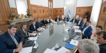 El Consejo de Mayo debatió la reforma tributaria que impulsa el Gobierno