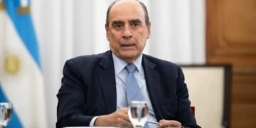 Guillermo Francos reconoció que “hay una distancia entre lo que opina la gente y lo que el Gobierno propone como política”