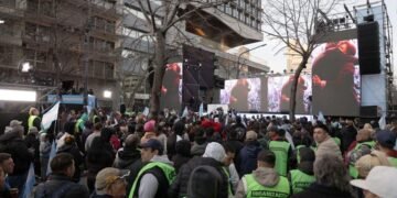 “Para Axel, la conducción”: Kicillof encabezó el triunfo de Fuerza Patria y ya imagina el futuro del peronismo