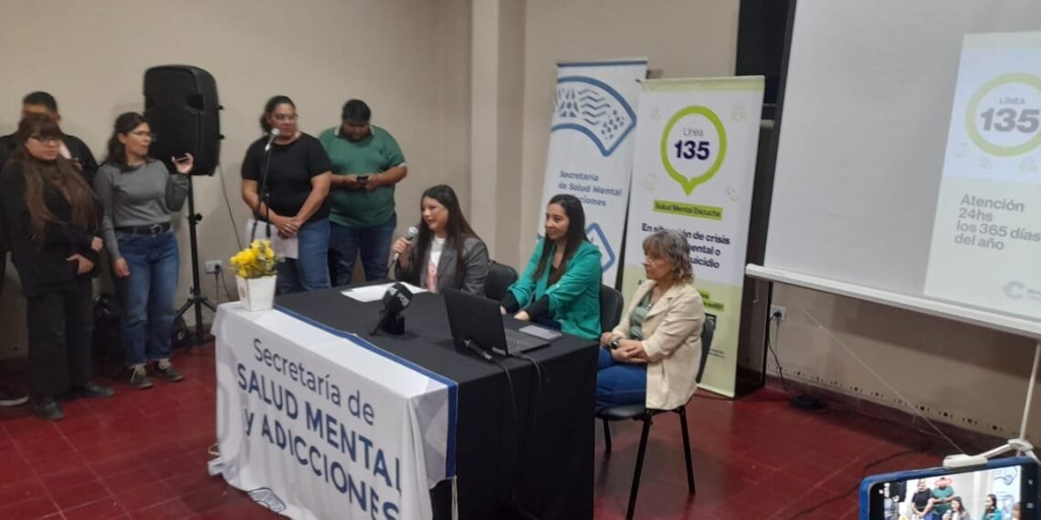 Presentaron el dispositivo de la Línea 135 para asistencia en salud mental