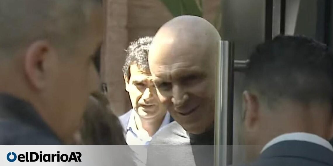 Allanan la casa de José Luis Espert por su vínculo con el presunto narco Fred Machado