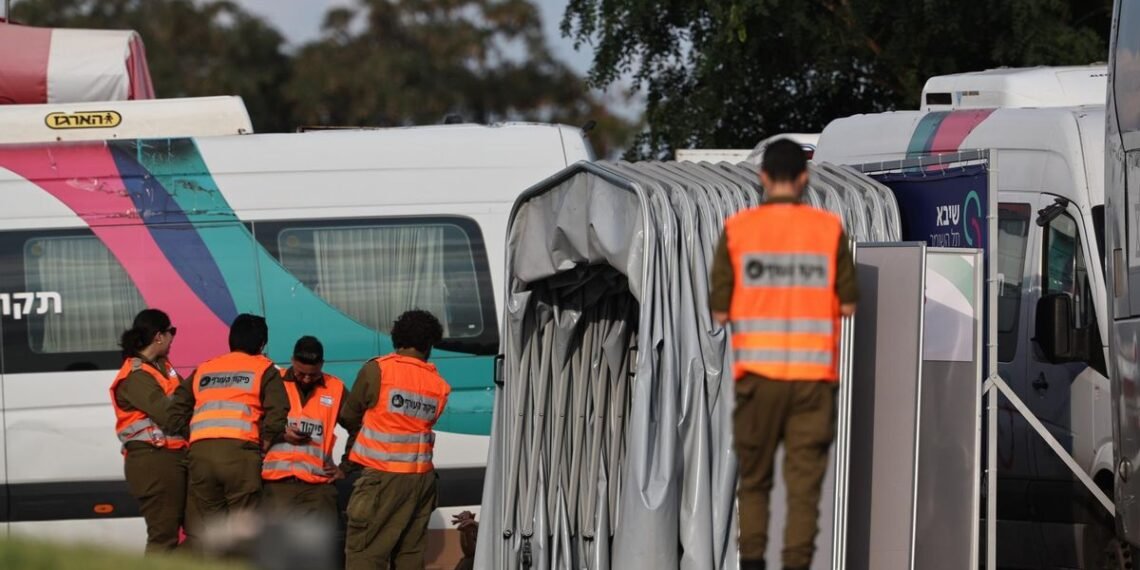 Hamas libera a todos los rehenes vivos en el día clave del acuerdo de alto el fuego