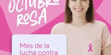 La Capital se tiñe de Rosa: arrancó la campaña integral para la prevención del cáncer de mama