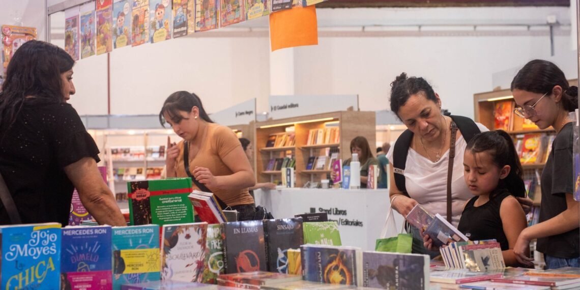 La Feria del Libro 2025 reunirá casi 60 stands de editoriales, librerías y propuestas para infancias