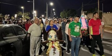 La Virgen del Valle fue recibida con emoción en la escuela preuniversitaria Fray Mamerto Esquiú