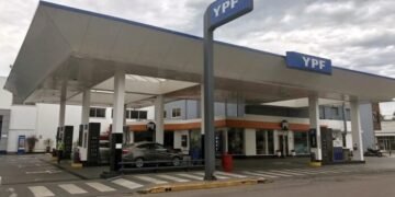 El Gobierno dispuso un nuevo aumento de impuestos sobre los combustibles y el dióxido de carbono desde diciembre