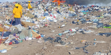 El incendio en El Pantanillo afecta a más de 300 trabajadores del reciclaje