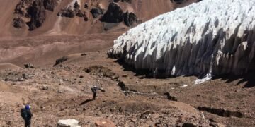 Glaciares en disputa: Milei impulsa la minería y los científicos no acuerdan qué debe protegerse