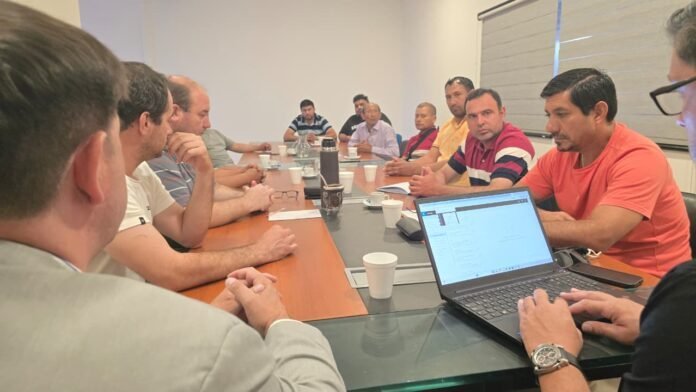 Impulsan acciones para ordenar, asistir y reconvertir la producción tabacalera en Catamarca