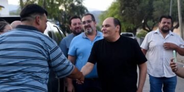 Saadi supervisó el avance de obras de asfalto e iluminación LED en el barrio Piloto