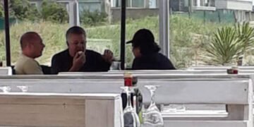 Un fraude judicial con la marca de Comodoro Py y una encerrona en la que Cristina no da respuestas