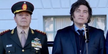 Con el uniforme del Ejército, Presti juró ante Milei como ministro de Defensa