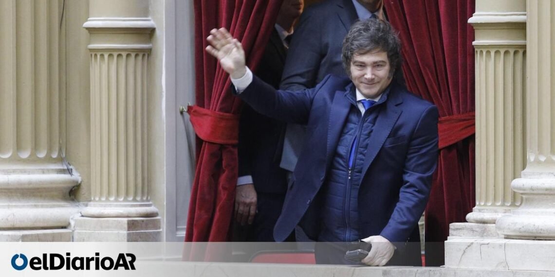Con Javier Milei presente en el Congreso, juran los nuevos diputados de LLA