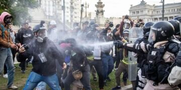 El protocolo antipiquetes continuará en vigencia tras el recurso que presentó el Gobierno