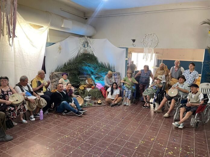 La Residencia de Adultos Mayores Fray Mamerto Esquiú fue premiada por su pesebre