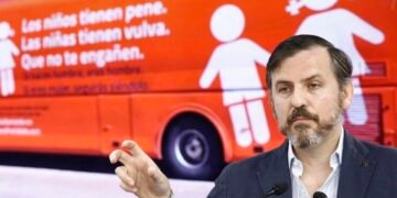 Las víctimas del Opus Dei recelan de los nuevos estatutos que tiene que avalar el Papa: “El engaño continúa”