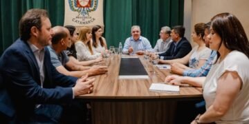 Legisladores se reunieron con Jalil para analizar la posible convocatoria a Sesiones Extraordinarias