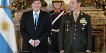 Milei tomó juramento a Carlos Presti como nuevo ministro de Defensa y oficializó una serie de cambios en el gabinete