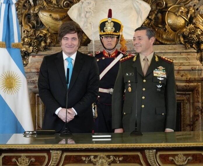Milei tomó juramento a Carlos Presti como nuevo ministro de Defensa y oficializó una serie de cambios en el gabinete