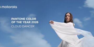 Motorola y Pantone celebran el Pantone Color of the Year 2026: Cloud Dancer
