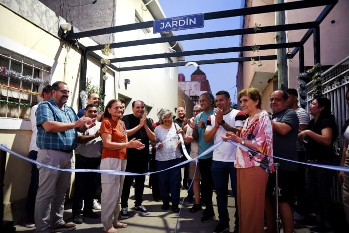 Saadi inauguró obras de intervención paisajística en el Pasaje Jardín