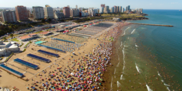 Vacaciones 2026: una familia tipo necesita casi $4 millones para veranear en el país
