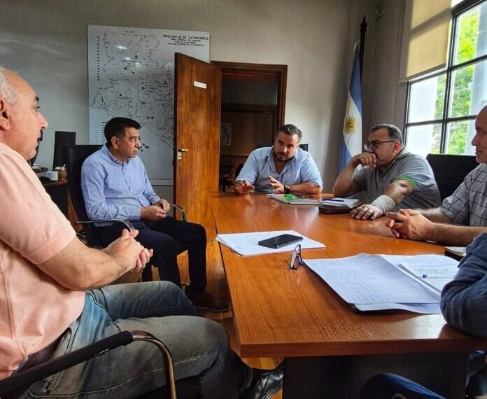 Coordinan obras viales para el Oeste provincial