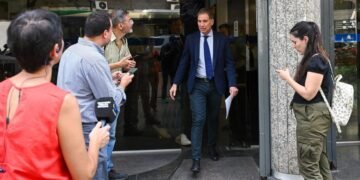 El fuego se coló en la mesa política y el Gobierno prepara un decreto de Emergencia Ígnea