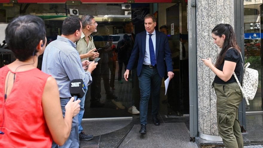 El fuego se coló en la mesa política y el Gobierno prepara un decreto de Emergencia Ígnea