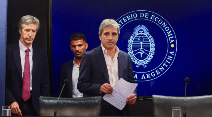 El Gobierno informó superávit primario y financiero en el cierre de 2025